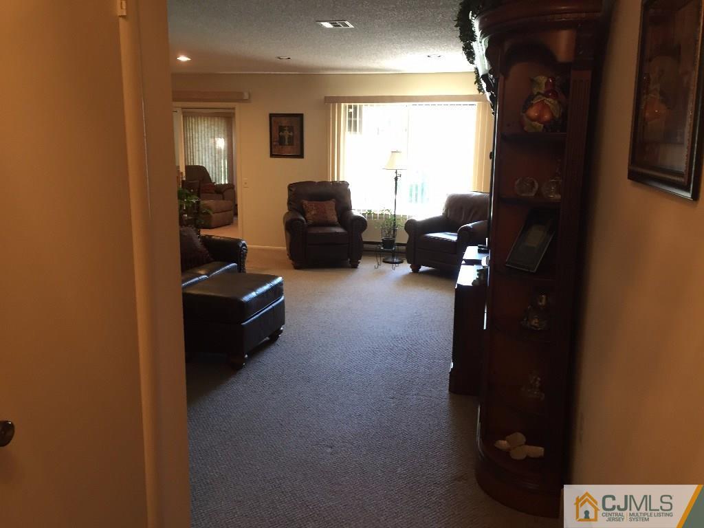 816 B Deal Road Monroe Township, NJ 08831 - Photo 4 of 13 Gallery Image 4