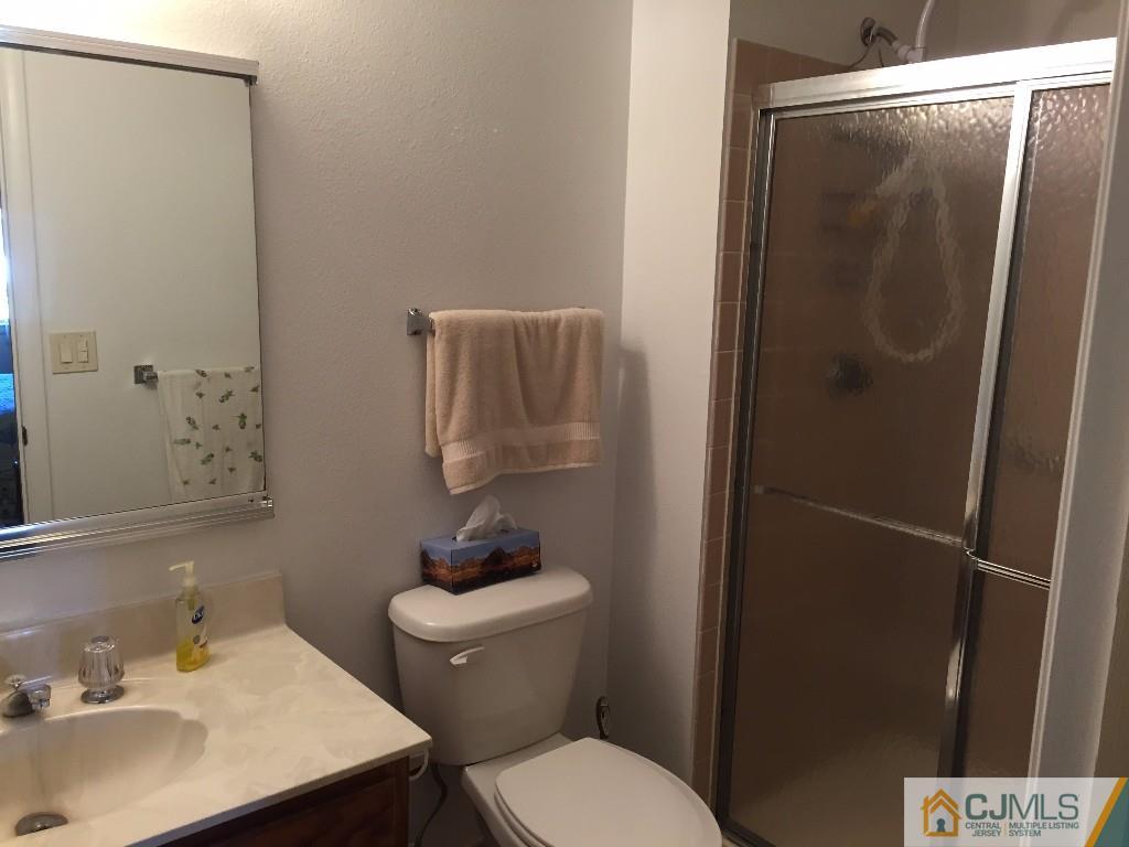 816 B Deal Road Monroe Township, NJ 08831 - Photo 5 of 13 Gallery Image 5