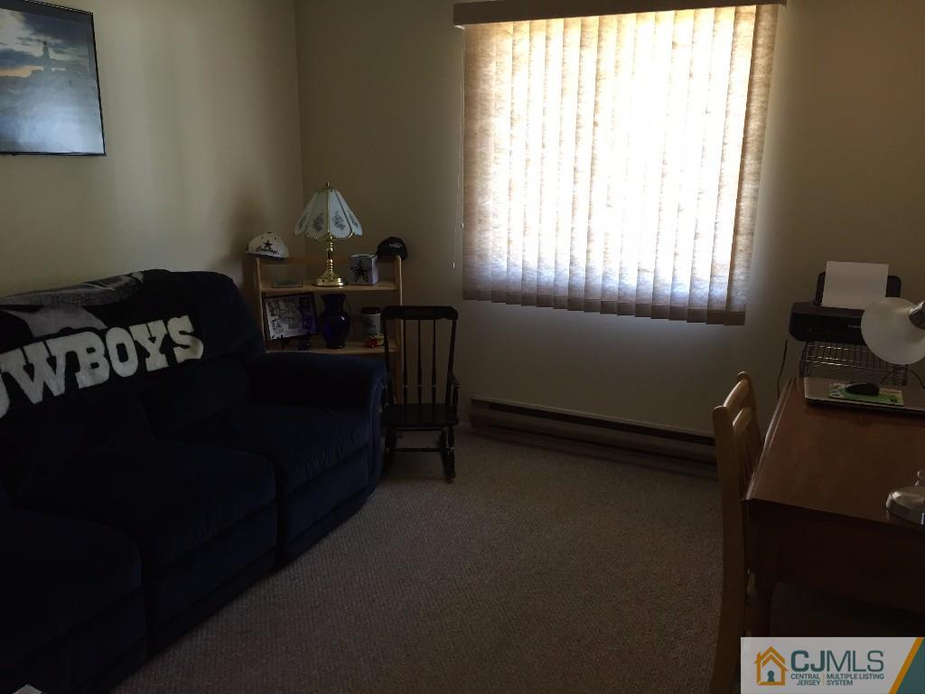 816 B Deal Road Monroe Township, NJ 08831 - Photo 8 of 13 Gallery Image 8