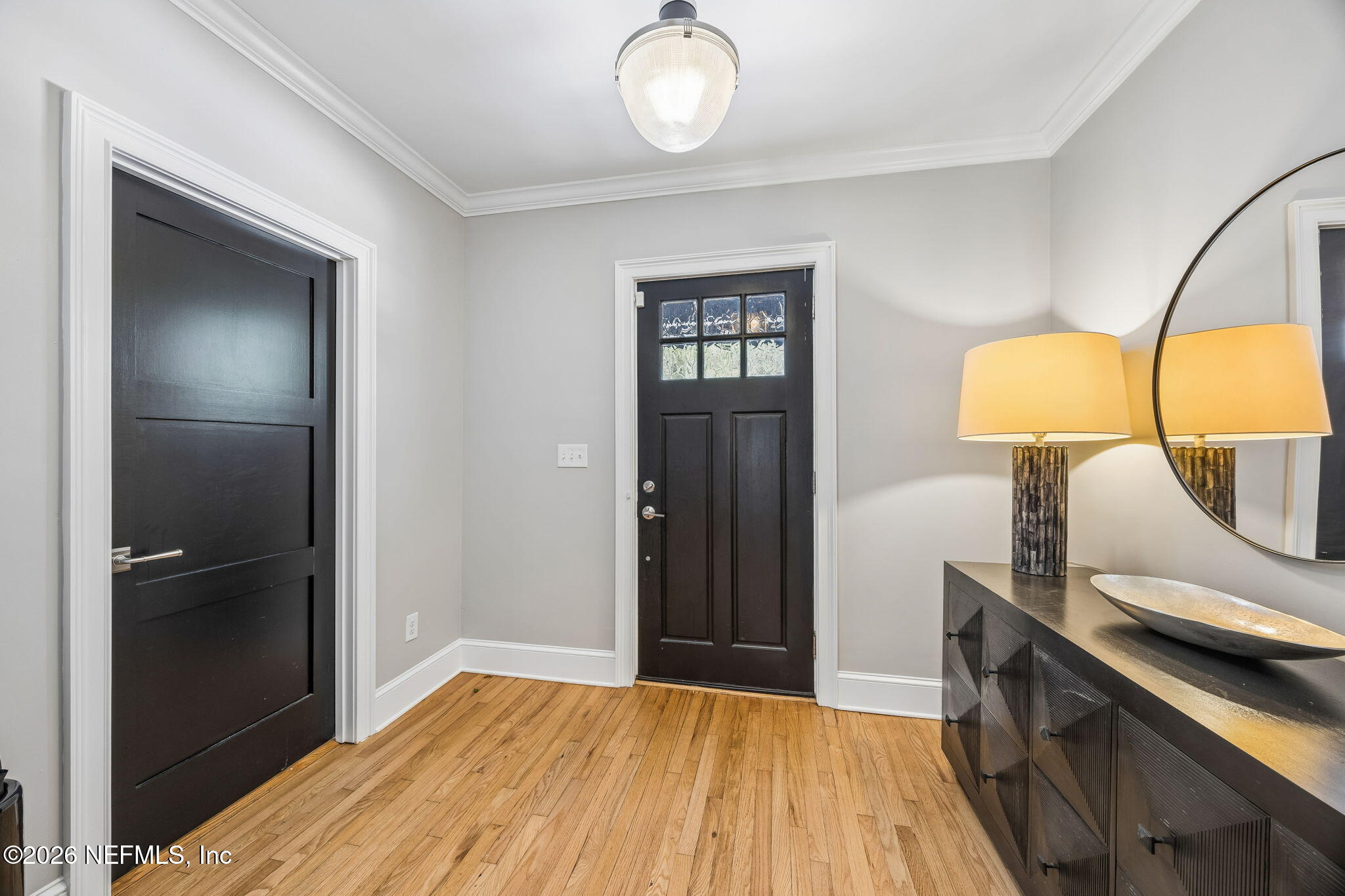 1676 River Road Jacksonville, FL 32207 - Photo 8 of 60 Foyer
