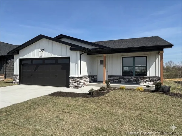 $309,900 | 5153 Woodstone Circle, Unit 135, New Albany, IN 47150