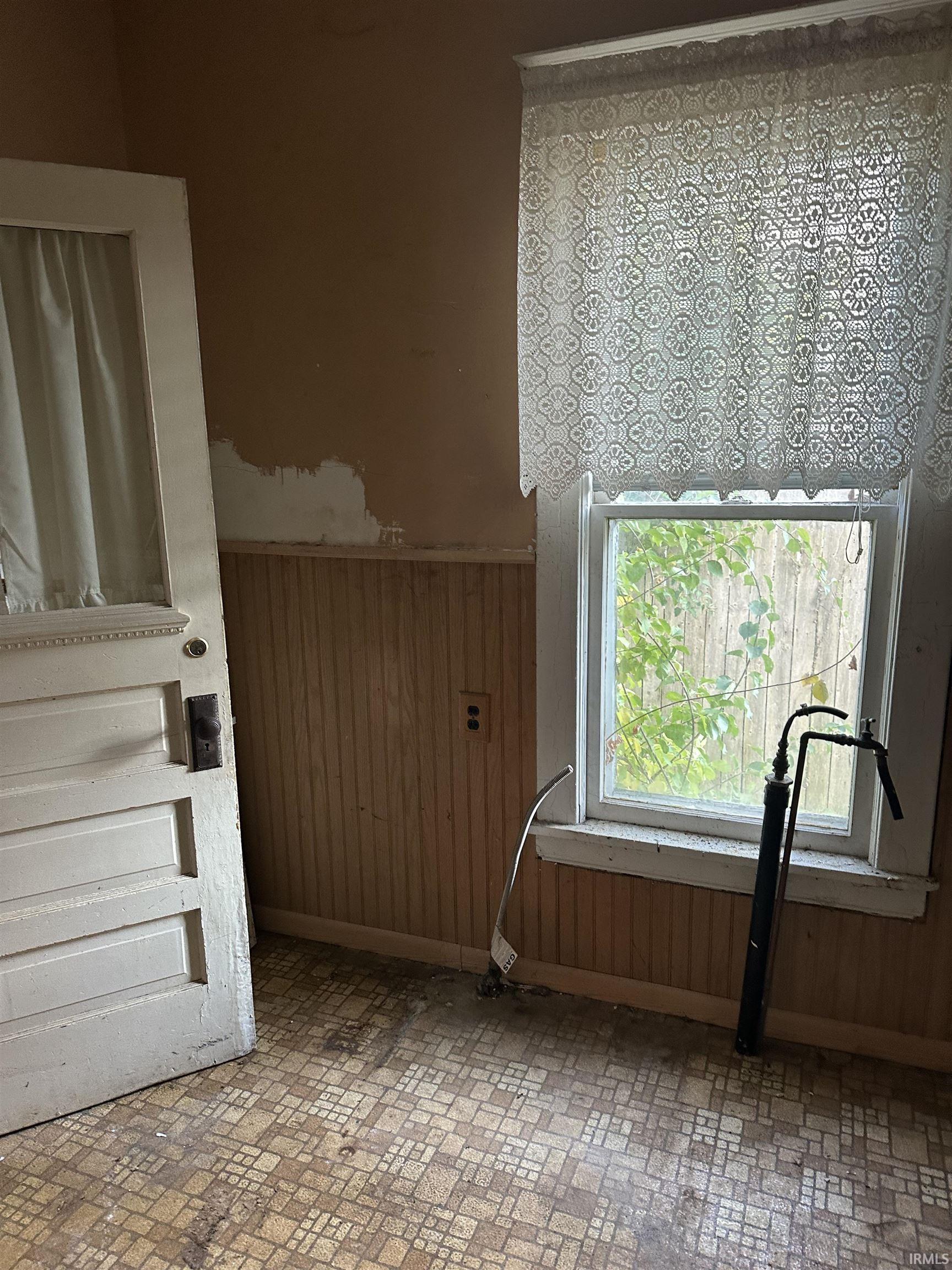 1133 East Donald Street South Bend, IN 46613 - Photo 17 of 25