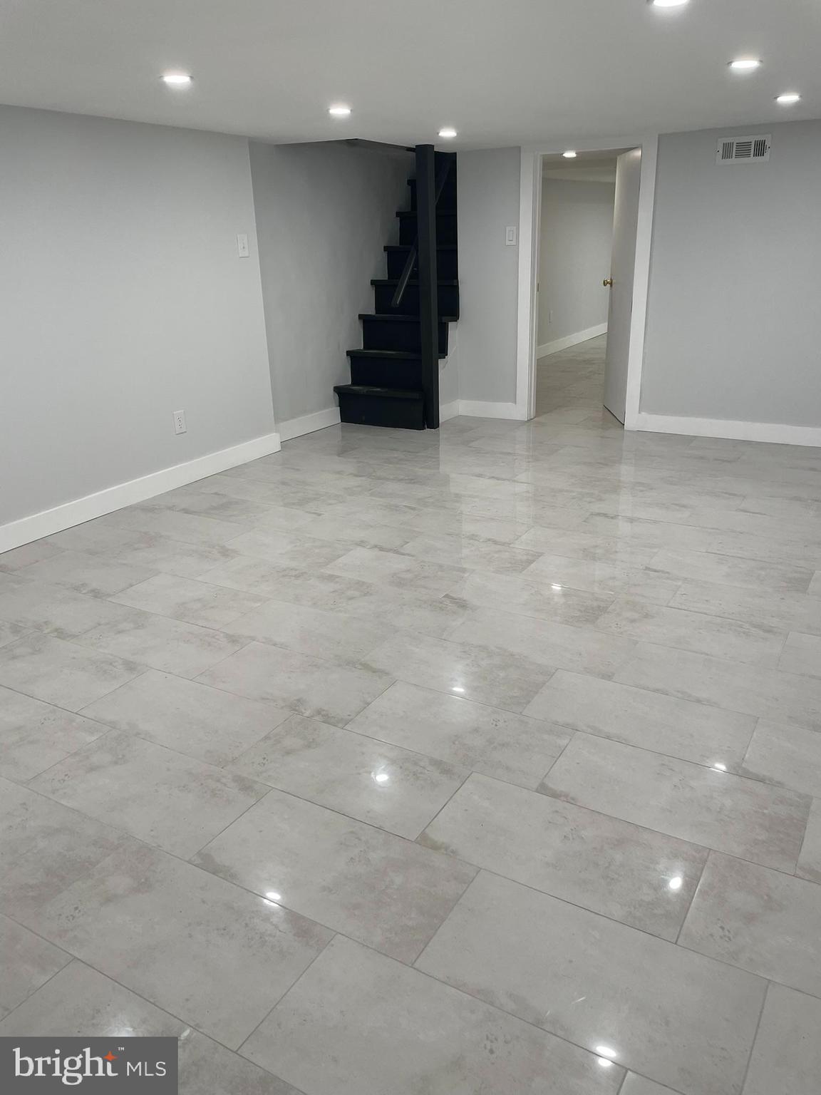 346 Parker Street Chester, PA 19013 - Photo 17 of 32