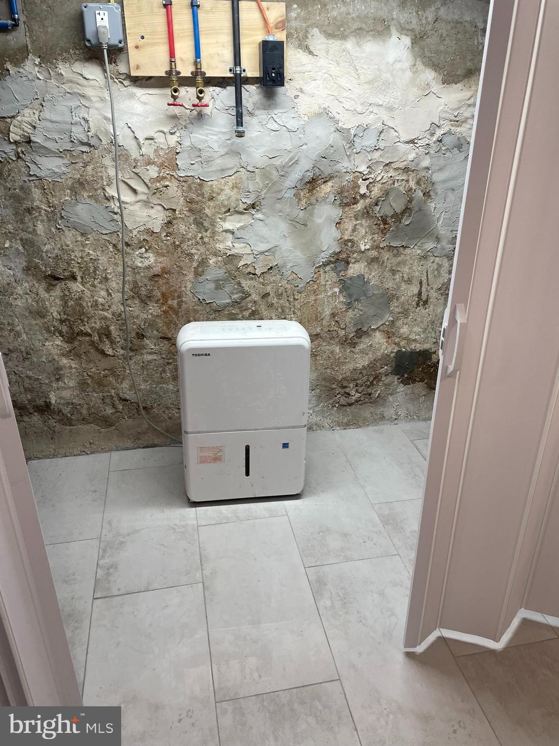 346 Parker Street Chester, PA 19013 - Photo 22 of 32 a view of a outdoor space