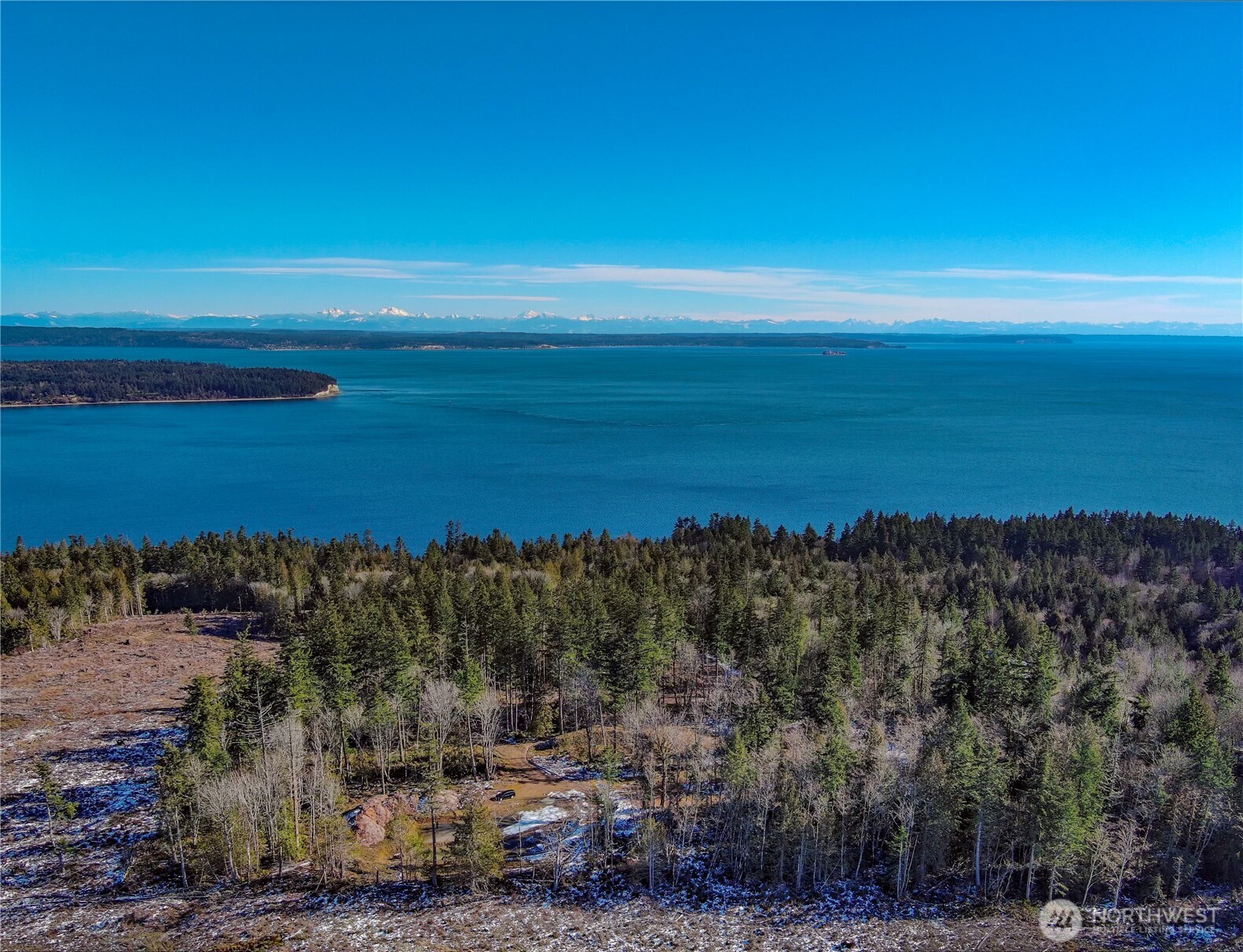 2998 Oak Bay Road Port Hadlock, WA 98339 - Photo 27 of 28 a view of an ocean