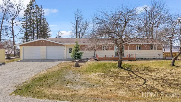 $362,000 | 7405 Sunset S 75 Lane, Rapid River, MI 49878