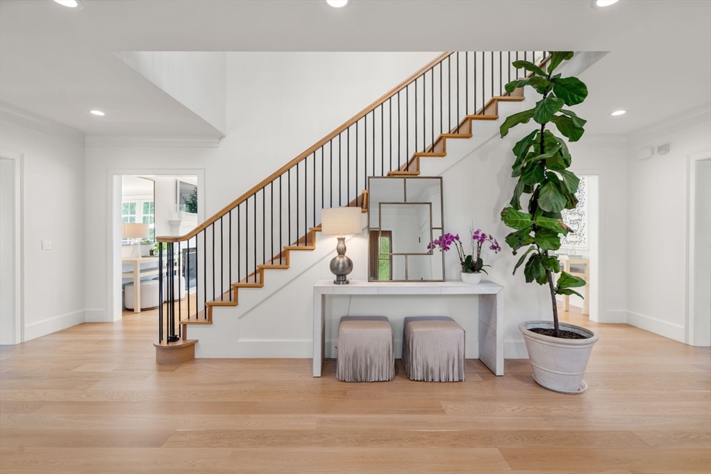 4 Wilson Way Dover, MA 02030 - Photo 15 of 38