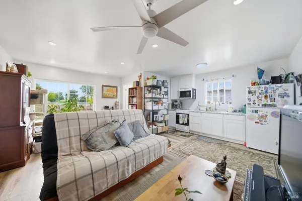 $1,249,000 | 3960 Llano Road, Santa Rosa, CA 95407