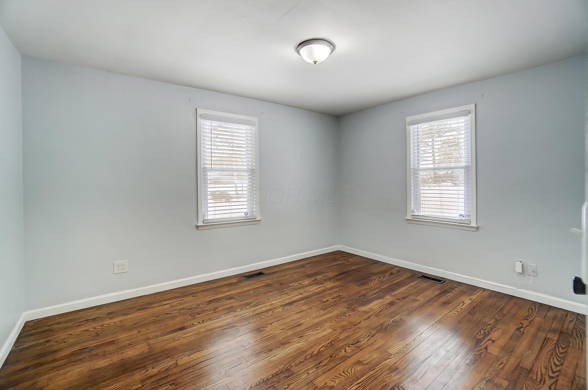 2504 Hilldale Road Springfield, OH 45505 - Photo 16 of 26 016