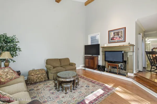 $339,999 | 1540 Lakeside Drive, Jackson, MS 39216