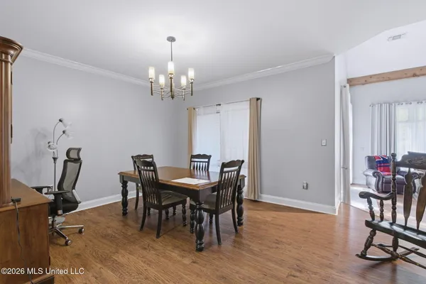 $339,999 | 1540 Lakeside Drive, Jackson, MS 39216