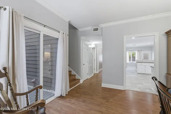 $339,999 | 1540 Lakeside Drive, Jackson, MS 39216