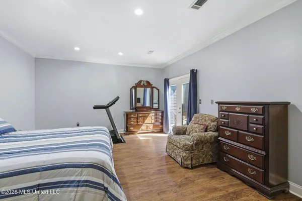 $339,999 | 1540 Lakeside Drive, Jackson, MS 39216