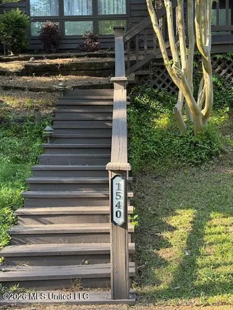 $339,999 | 1540 Lakeside Drive, Jackson, MS 39216