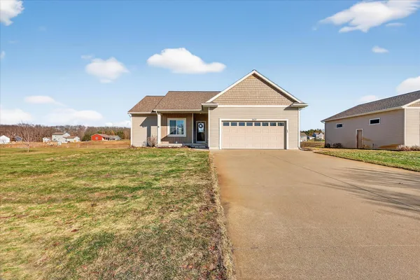 $440,000 | 3827 Rabbit River Farms Drive, Dorr, MI 49323
