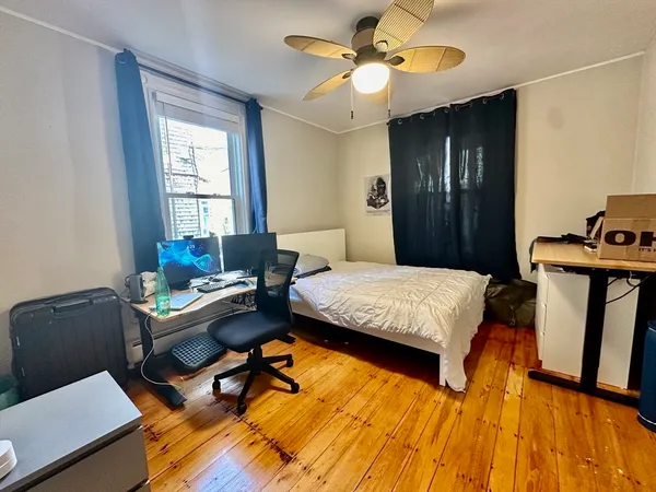 $4,000 | 6 St Paul Street, Unit 1, Cambridge, MA 02139