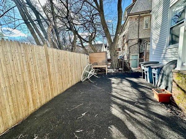 $4,000 | 6 St Paul Street, Unit 1, Cambridge, MA 02139