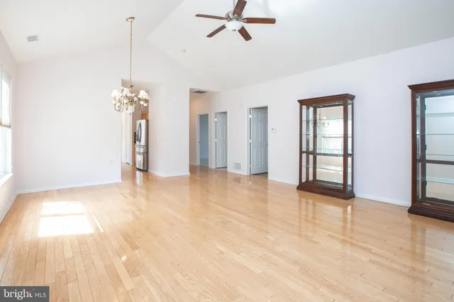 $478,800 | 97 Hummingbird Drive, Hamilton, NJ 08690