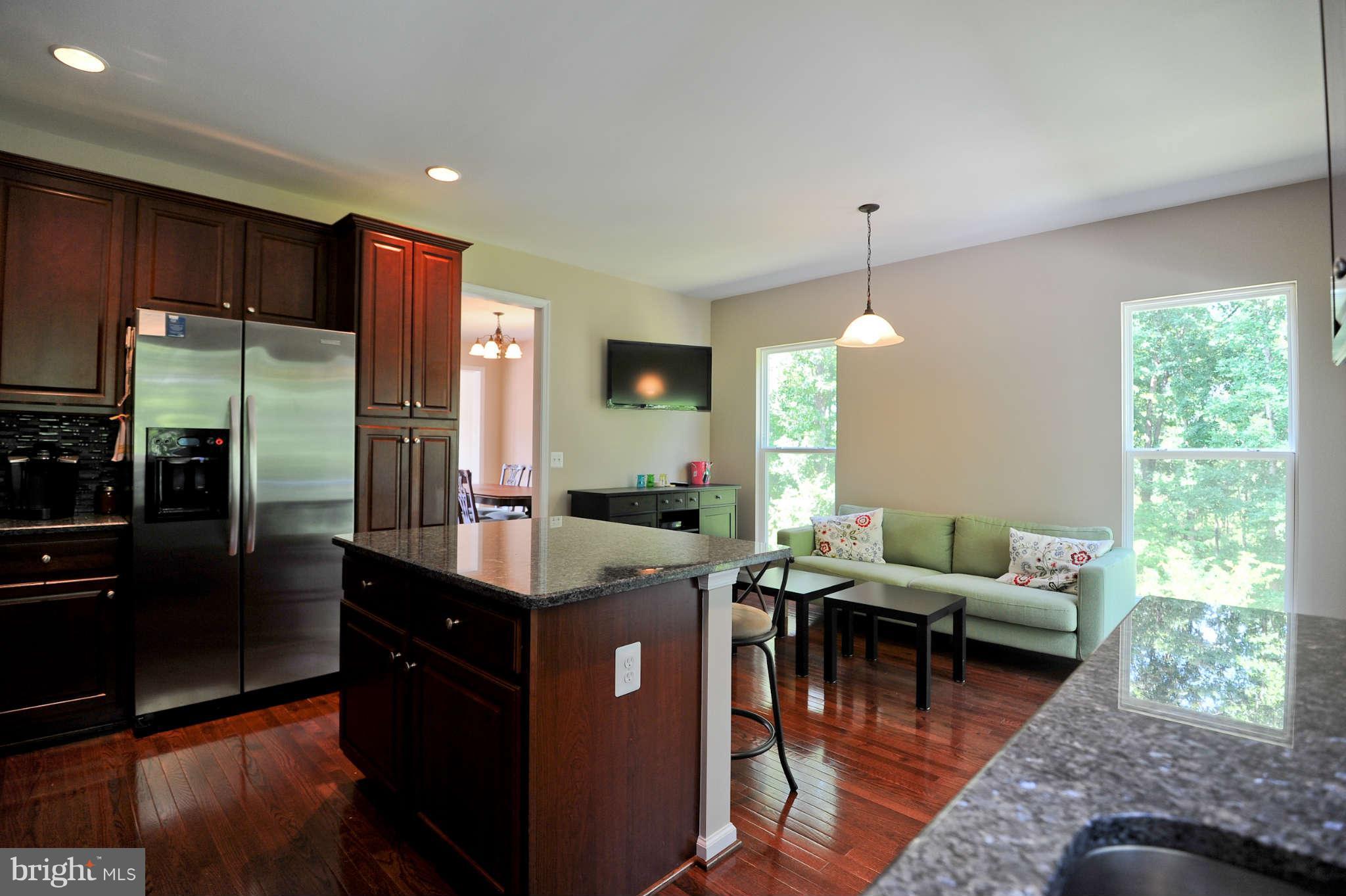 22440 Snow Powder Terrace Ashburn, VA 20148 - Photo 10 of 30 Kitchen