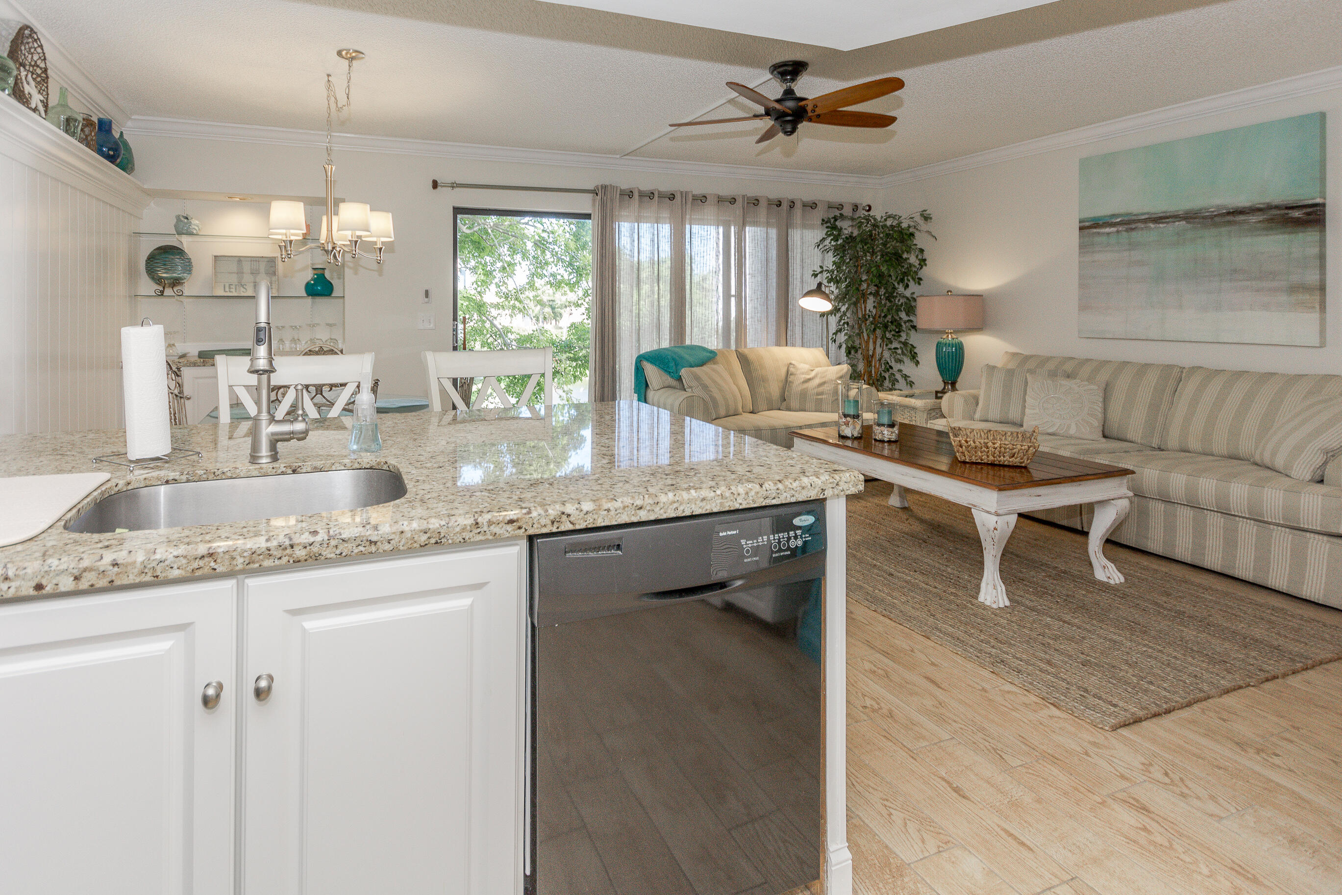 1605 Highway 1, Unit B305 Jupiter, FL 33477 - Photo 15 of 31 DSC_2940