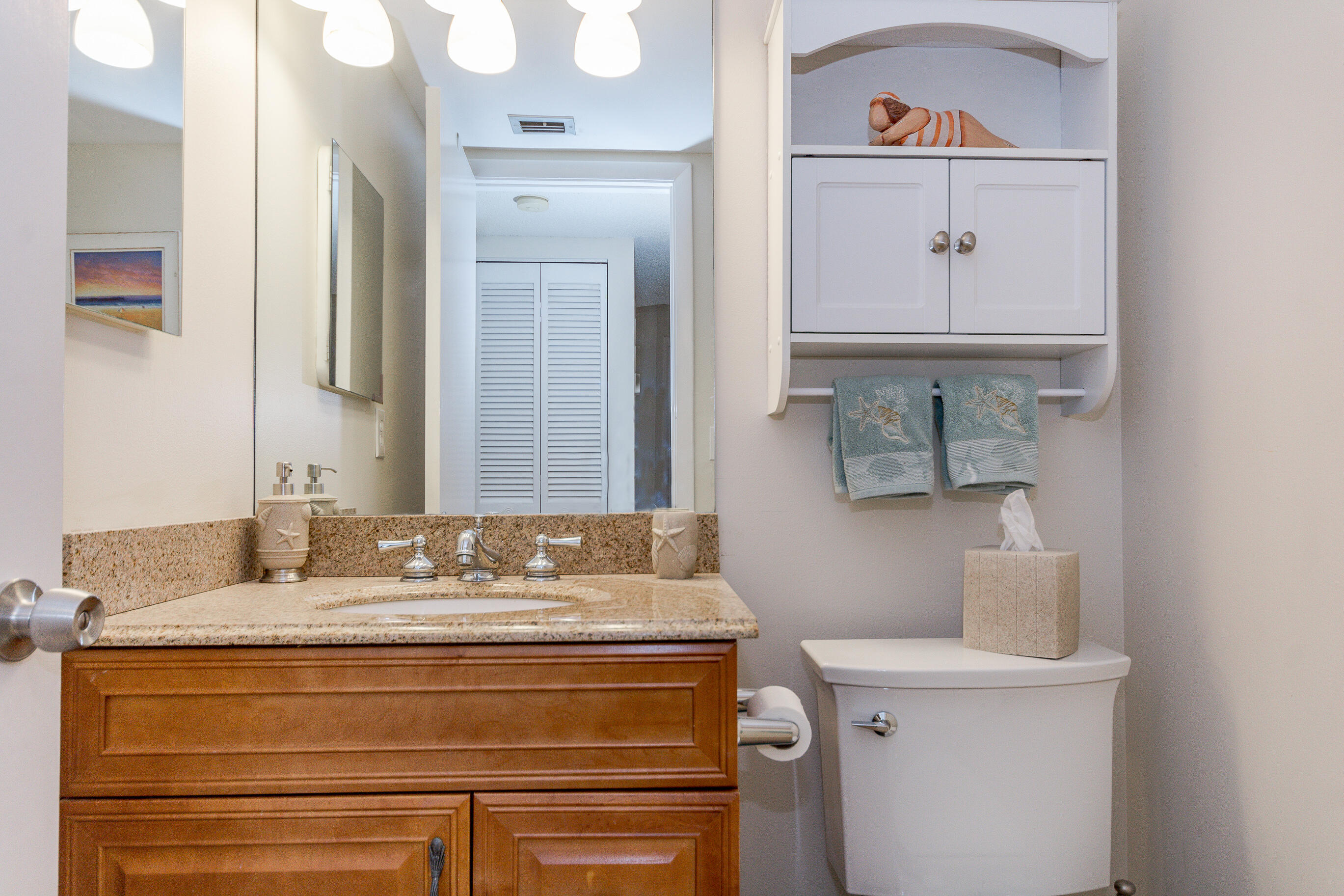 1605 Highway 1, Unit B305 Jupiter, FL 33477 - Photo 18 of 31 Half Bath