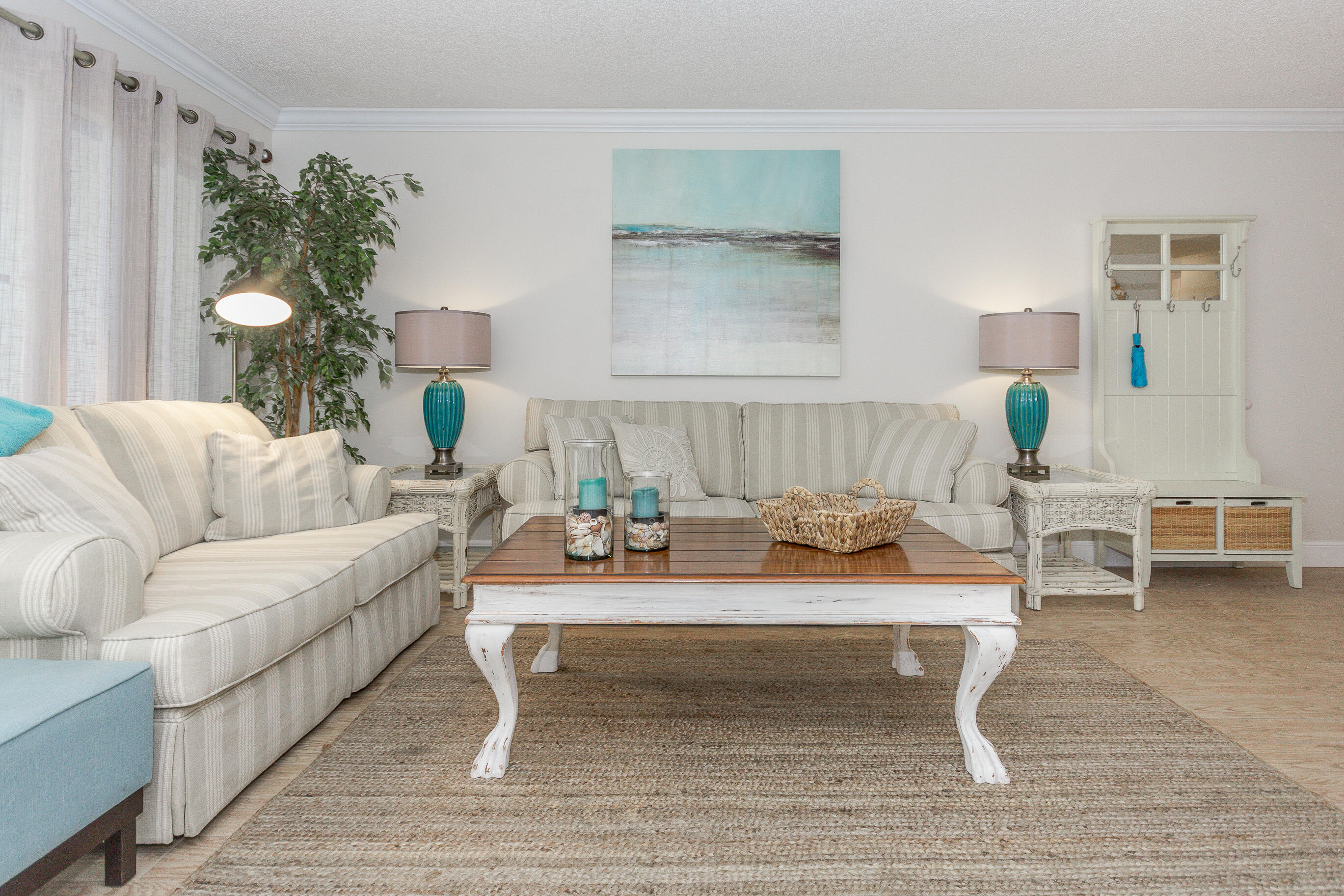 1605 Highway 1, Unit B305 Jupiter, FL 33477 - Photo 8 of 31 Living Room