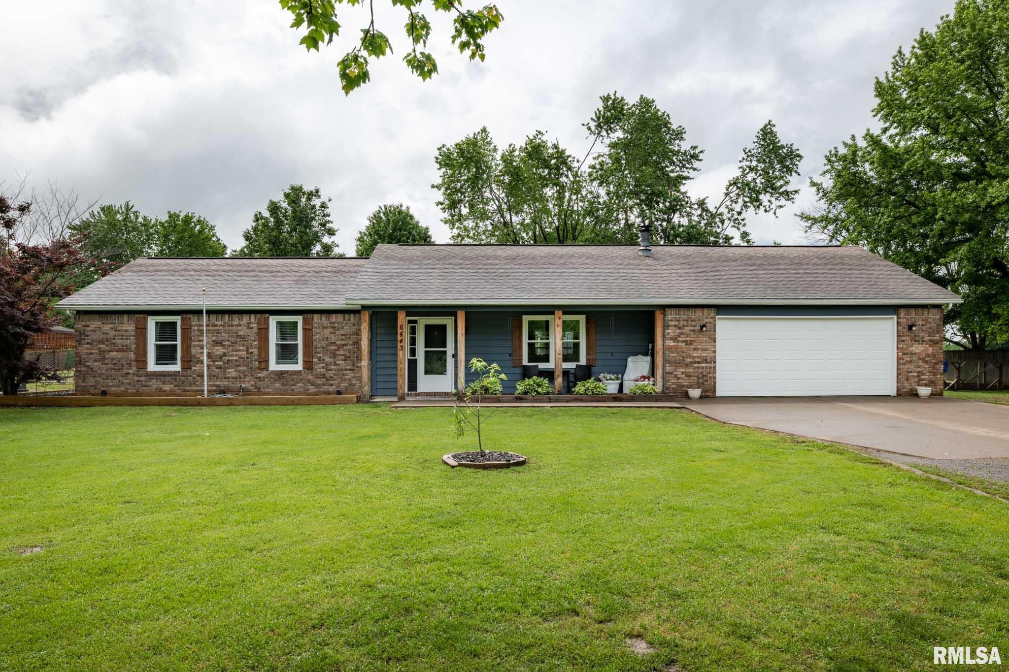 6443 Roberts Road Marion, IL 62959 - Photo 1 of 40 Gallery Image 1