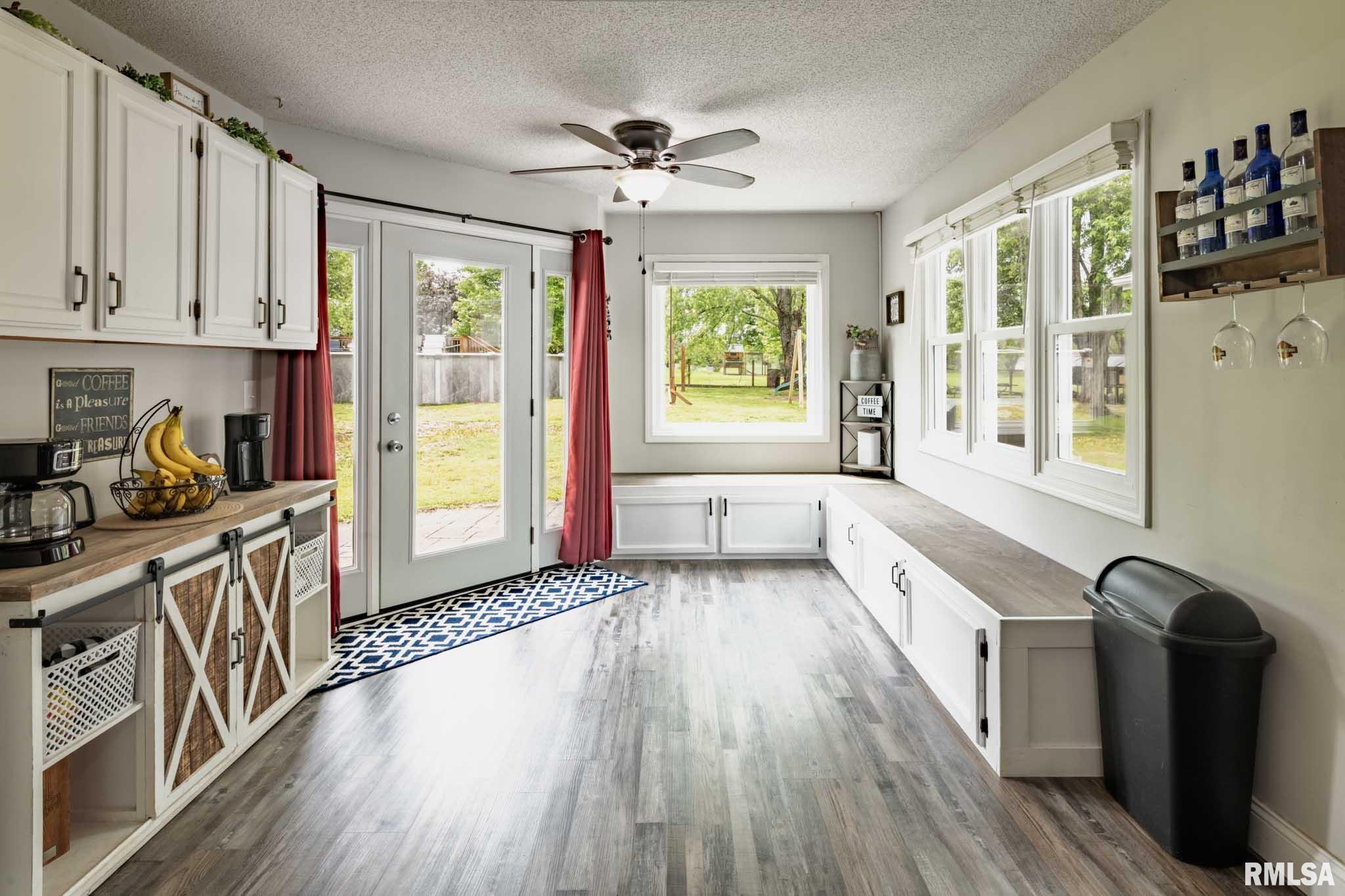 6443 Roberts Road Marion, IL 62959 - Photo 11 of 40 Gallery Image 11