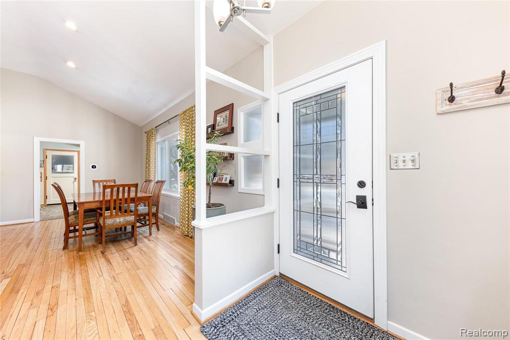 720 Sunset Road Ann Arbor, MI 48103 - Photo 6 of 36
