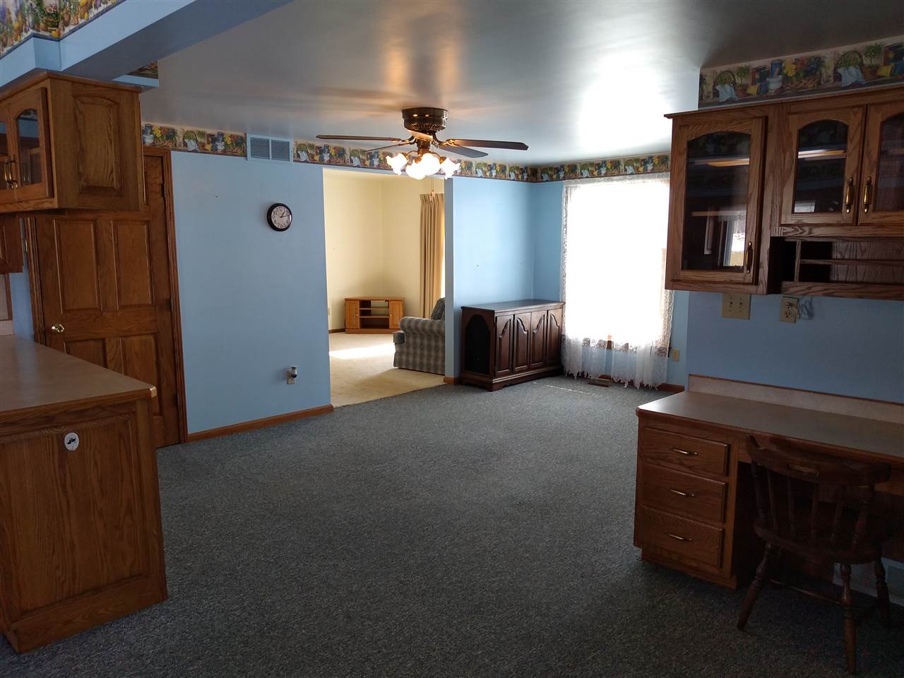 12221 East Mt Morris Road Davison, MI 48423 - Photo 8 of 18 31372298-7.JPG