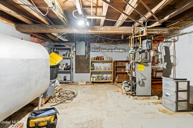 $299,900 | 4982 Highway 7, Hoosick, NY 12089