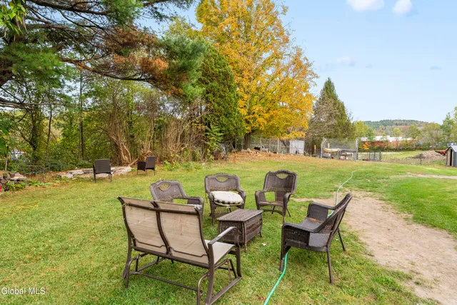 $299,900 | 4982 Highway 7, Hoosick, NY 12089