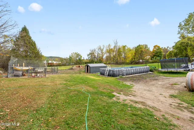 $299,900 | 4982 Highway 7, Hoosick, NY 12089