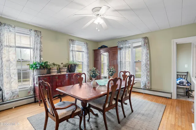 $299,900 | 4982 Highway 7, Hoosick, NY 12089