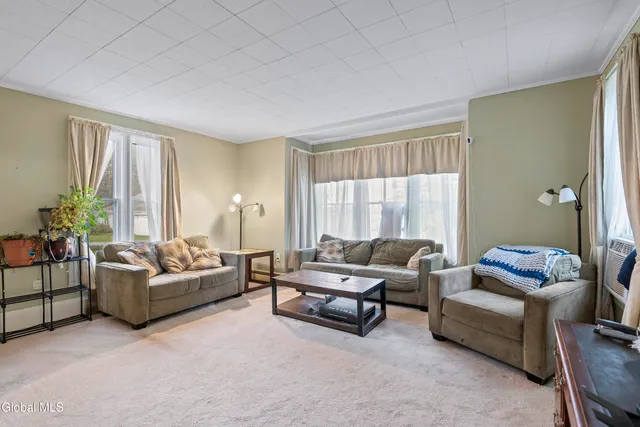 $299,900 | 4982 Highway 7, Hoosick, NY 12089