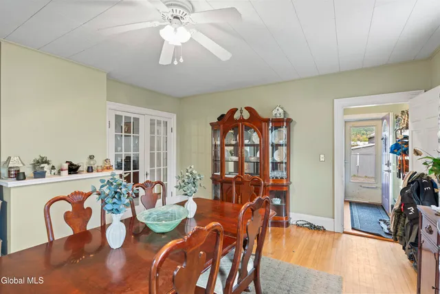 $299,900 | 4982 Highway 7, Hoosick, NY 12089