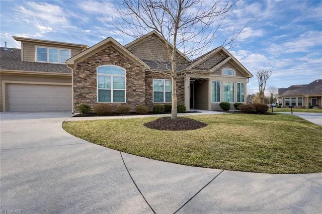 $495,000 | 16 Troon Way, Greensboro, NC 27407