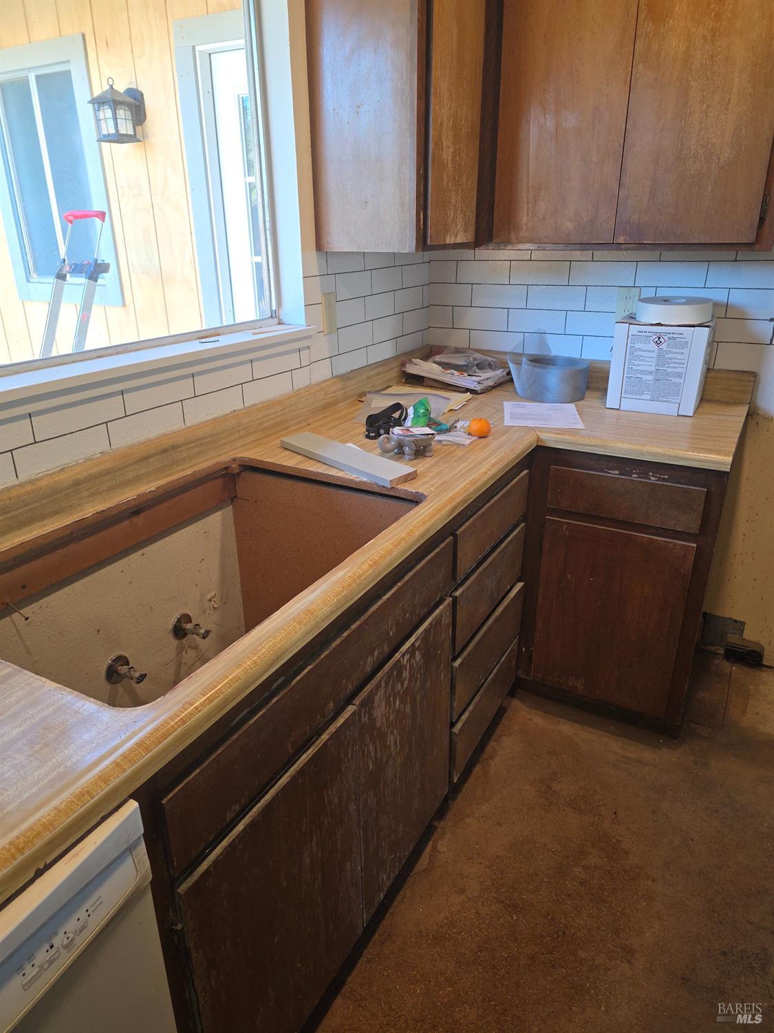 6375 San Benito Way Rohnert Park, CA 94928 - Photo 15 of 24