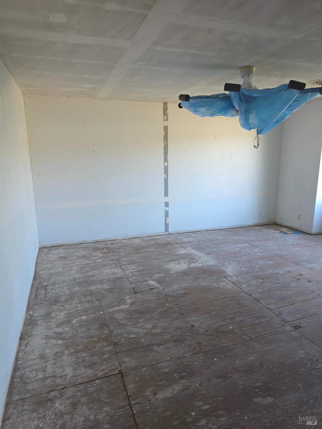 6375 San Benito Way Rohnert Park, CA 94928 - Photo 19 of 24 a view of a small space