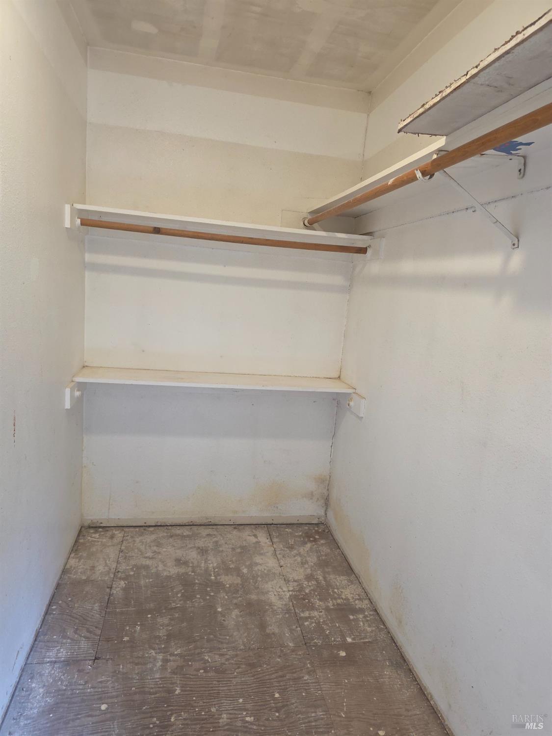 6375 San Benito Way Rohnert Park, CA 94928 - Photo 5 of 24 a view of an empty room