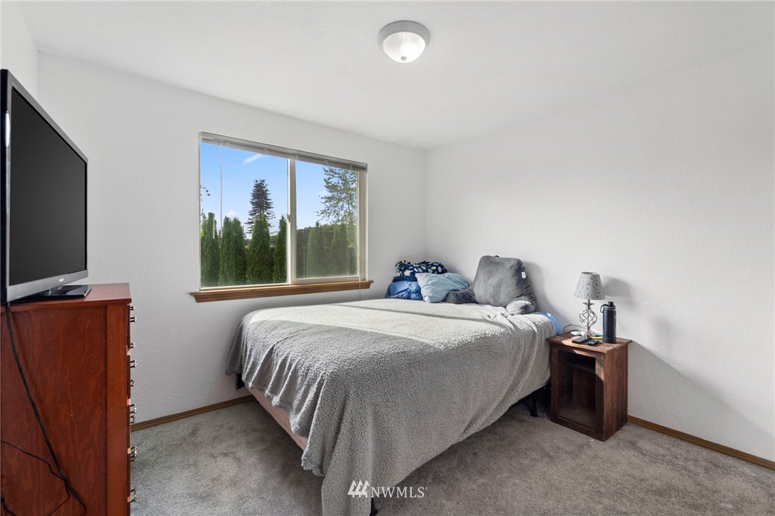 17708 Camus Drive Southwest Rochester, WA 98579 - Photo 11 of 22