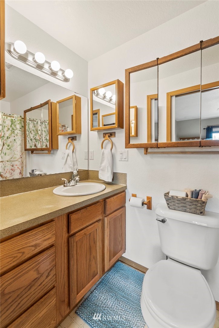 17708 Camus Drive Southwest Rochester, WA 98579 - Photo 13 of 22