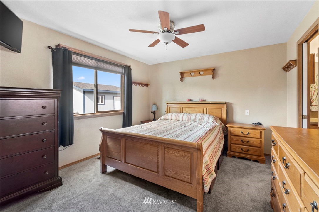 17708 Camus Drive Southwest Rochester, WA 98579 - Photo 10 of 22