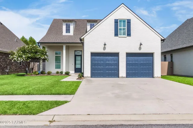 $465,000 | Undisclosed Address, Broussard, LA 70518