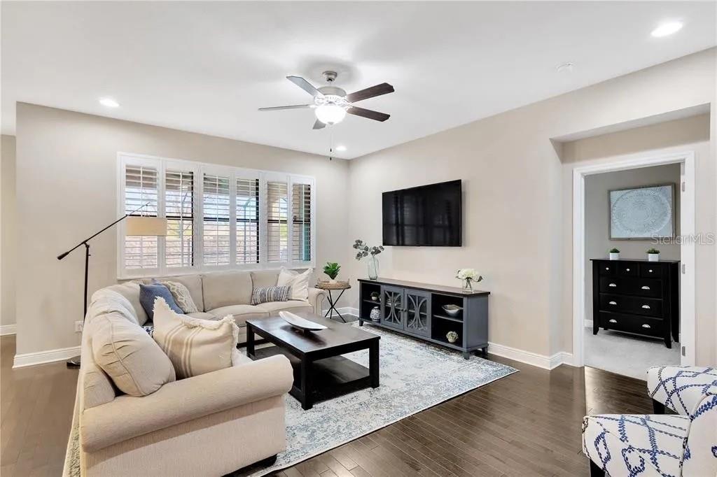 1607 Feather Grass Loop Lutz, FL 33558 - Photo 11 of 25