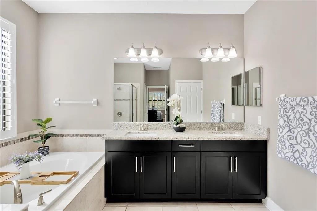 1607 Feather Grass Loop Lutz, FL 33558 - Photo 14 of 25