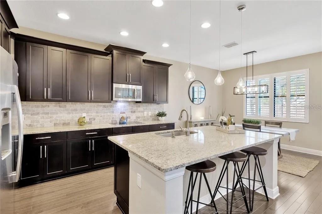 1607 Feather Grass Loop Lutz, FL 33558 - Photo 5 of 25