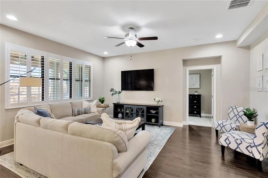 1607 Feather Grass Loop Lutz, FL 33558 - Photo 10 of 25