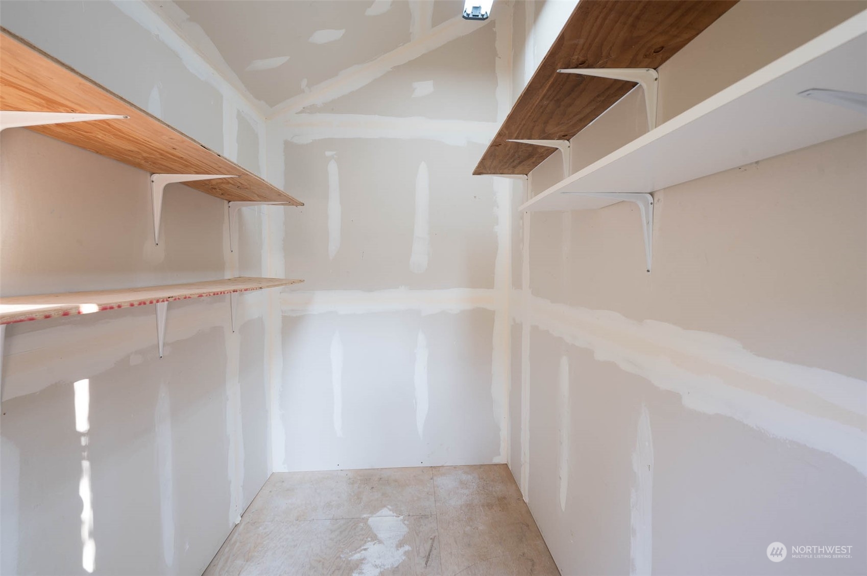 10530 Southwest Cove Road Vashon, WA 98070 - Photo 23 of 34 a view of an empty walk in closet