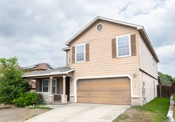 $1,850 | 125 Creek Run, Cibolo, TX 78108